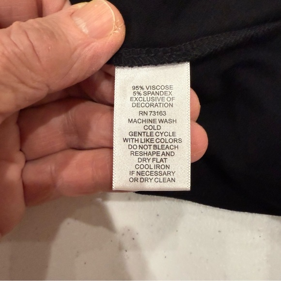 Cupio Scoop Neck Top 3/4 Sleeve Black Floral Embroidery Boho Edgy Women’s Sz M - Picture 8 of 9